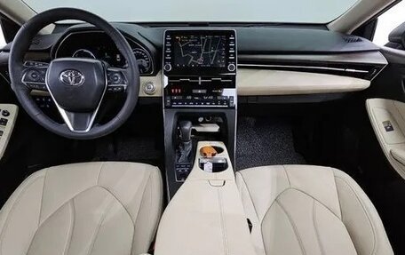 Toyota Avalon, 2022 год, 3 425 015 рублей, 2 фотография