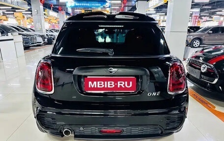 MINI Hatch, 2021 год, 1 710 998 рублей, 5 фотография