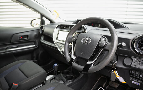 Toyota Aqua I, 2019 год, 1 025 000 рублей, 12 фотография