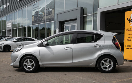 Toyota Aqua I, 2019 год, 1 025 000 рублей, 10 фотография