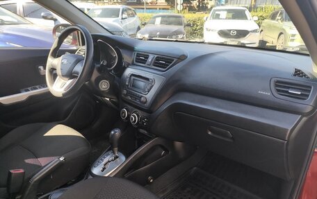 KIA Rio III рестайлинг, 2013 год, 980 000 рублей, 11 фотография