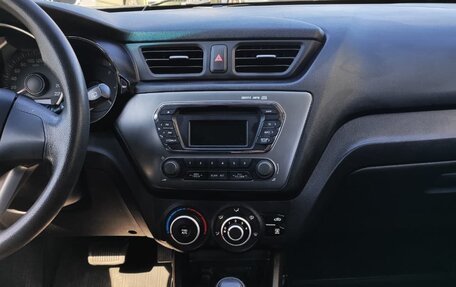 KIA Rio III рестайлинг, 2013 год, 980 000 рублей, 13 фотография