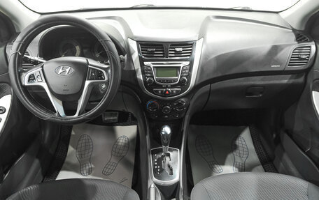 Hyundai Solaris II рестайлинг, 2011 год, 799 000 рублей, 10 фотография