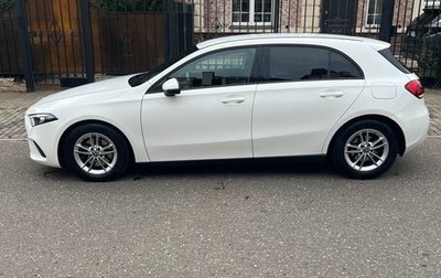 Mercedes-Benz A-Класс, 2019 год, 2 300 000 рублей, 1 фотография