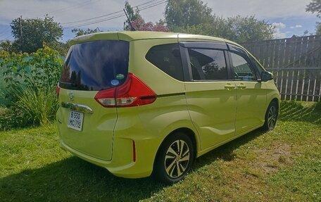 Honda Freed II, 2018 год, 1 450 000 рублей, 8 фотография
