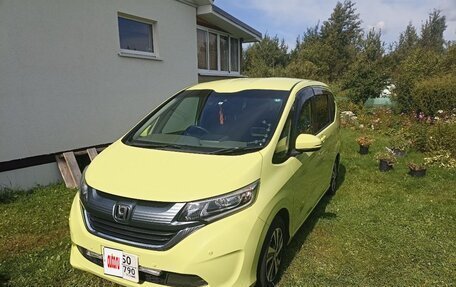 Honda Freed II, 2018 год, 1 450 000 рублей, 2 фотография
