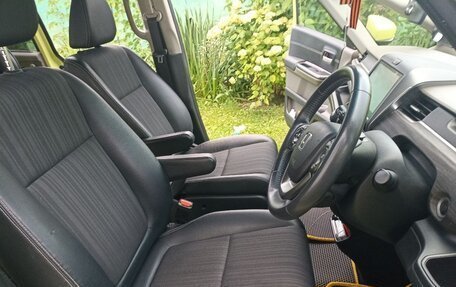 Honda Freed II, 2018 год, 1 450 000 рублей, 15 фотография