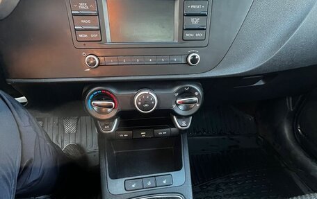 KIA Rio IV, 2020 год, 1 500 000 рублей, 3 фотография