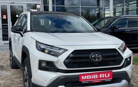Toyota RAV4, 2025 год, 3 700 000 рублей, 4 фотография
