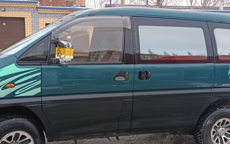 Mitsubishi Delica IV, 1996 год, 750 000 рублей, 4 фотография