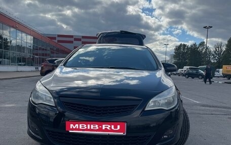Opel Astra J, 2012 год, 650 000 рублей, 2 фотография