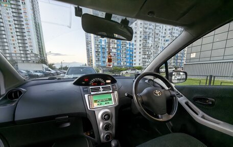 Toyota Vitz, 2005 год, 400 000 рублей, 13 фотография