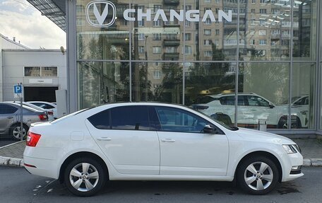 Skoda Octavia, 2019 год, 1 829 000 рублей, 3 фотография