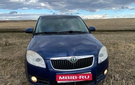Skoda Fabia II, 2008 год, 415 000 рублей, 2 фотография