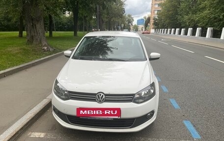 Volkswagen Polo VI (EU Market), 2012 год, 660 000 рублей, 2 фотография