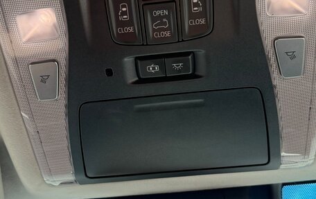 Toyota Alphard III, 2018 год, 3 950 000 рублей, 7 фотография
