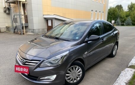 Hyundai Solaris II рестайлинг, 2015 год, 799 000 рублей, 3 фотография