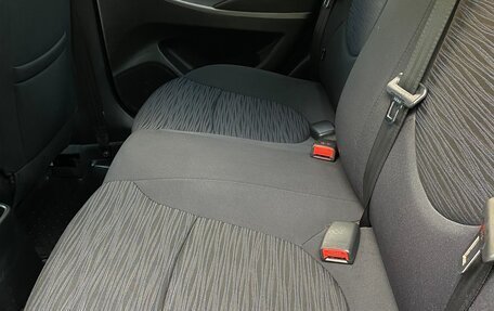 Hyundai Solaris II рестайлинг, 2015 год, 799 000 рублей, 23 фотография