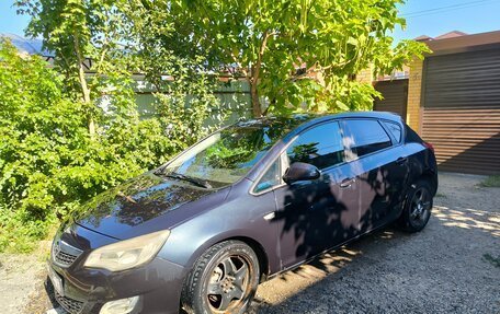 Opel Astra J, 2010 год, 600 000 рублей, 6 фотография