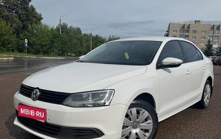 Volkswagen Jetta VI, 2014 год, 1 020 000 рублей, 5 фотография
