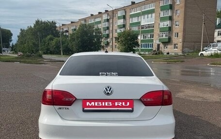 Volkswagen Jetta VI, 2014 год, 1 020 000 рублей, 3 фотография