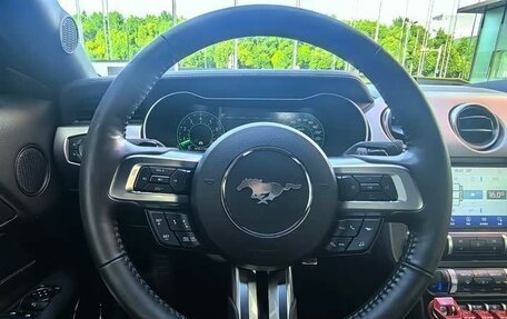 Ford Mustang VI рестайлинг, 2022 год, 3 720 000 рублей, 13 фотография