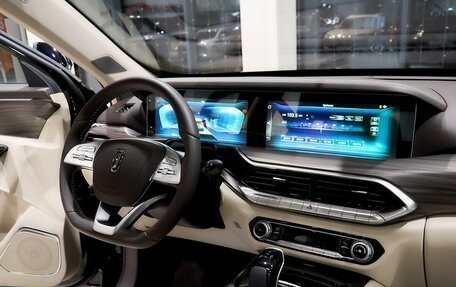 FAW Bestune T77, 2023 год, 2 076 000 рублей, 11 фотография