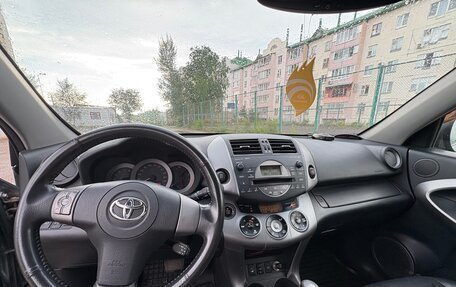 Toyota RAV4, 2006 год, 1 300 000 рублей, 4 фотография