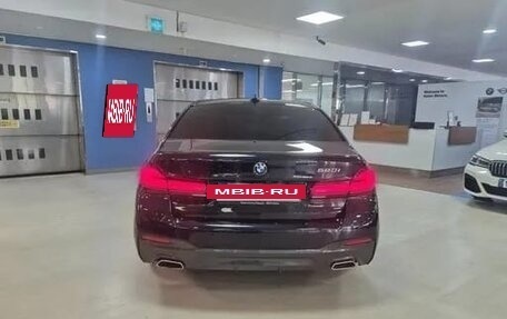 BMW 5 серия, 2022 год, 3 770 000 рублей, 4 фотография