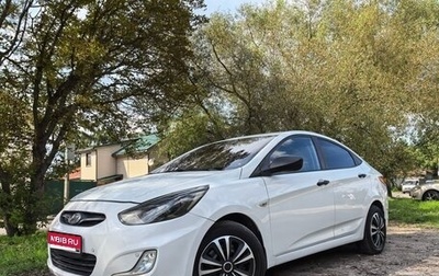 Hyundai Solaris II рестайлинг, 2013 год, 685 000 рублей, 1 фотография