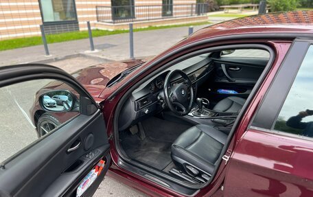 BMW 3 серия, 2009 год, 1 380 000 рублей, 12 фотография