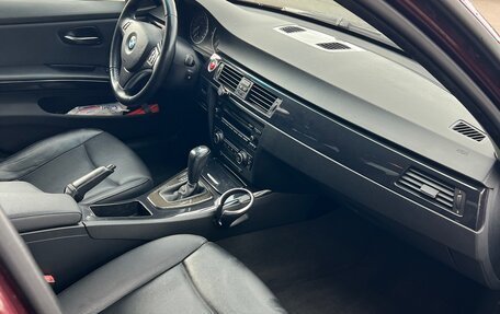 BMW 3 серия, 2009 год, 1 380 000 рублей, 18 фотография