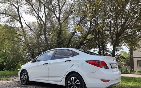 Hyundai Solaris II рестайлинг, 2013 год, 685 000 рублей, 2 фотография