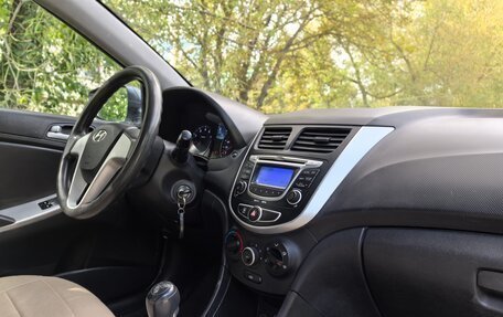 Hyundai Solaris II рестайлинг, 2013 год, 685 000 рублей, 8 фотография