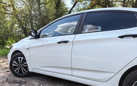 Hyundai Solaris II рестайлинг, 2013 год, 685 000 рублей, 15 фотография