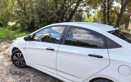 Hyundai Solaris II рестайлинг, 2013 год, 685 000 рублей, 19 фотография