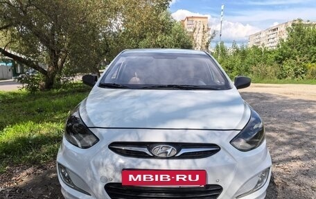 Hyundai Solaris II рестайлинг, 2013 год, 685 000 рублей, 18 фотография