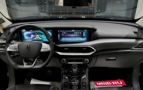 FAW Bestune T77, 2023 год, 2 076 000 рублей, 8 фотография