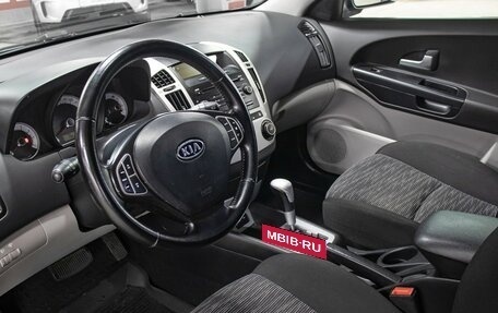 KIA cee'd I рестайлинг, 2009 год, 698 000 рублей, 15 фотография