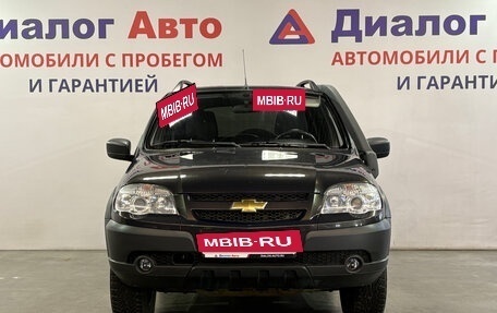 Chevrolet Niva I рестайлинг, 2015 год, 595 000 рублей, 2 фотография
