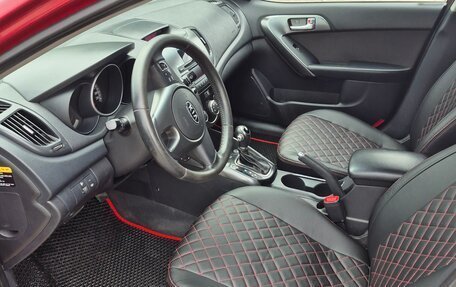 KIA Cerato III, 2010 год, 800 000 рублей, 6 фотография