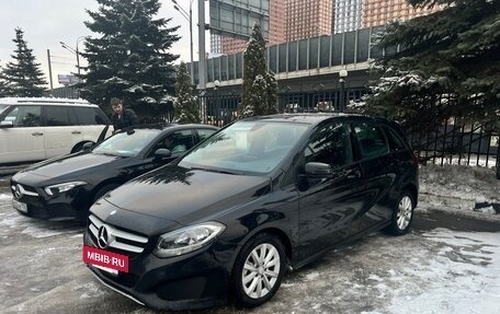 Mercedes-Benz B-Класс, 2015 год, 1 220 000 рублей, 14 фотография