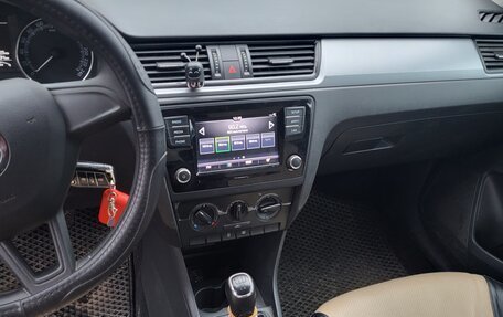 Skoda Rapid I, 2019 год, 1 250 000 рублей, 5 фотография