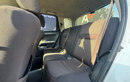 Toyota Ist II, 2002 год, 545 000 рублей, 13 фотография