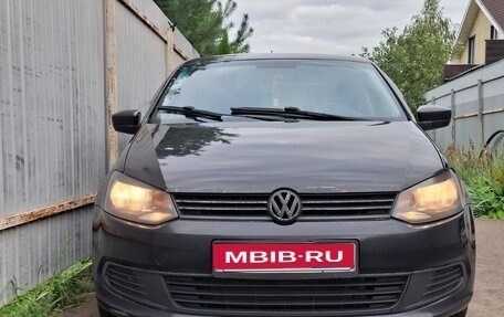 Volkswagen Polo VI (EU Market), 2013 год, 700 000 рублей, 1 фотография