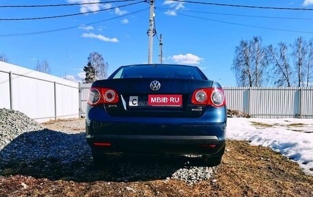Volkswagen Jetta VI, 2007 год, 670 000 рублей, 8 фотография