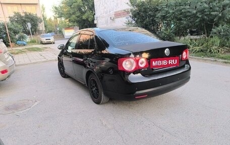 Volkswagen Jetta VI, 2010 год, 550 000 рублей, 3 фотография