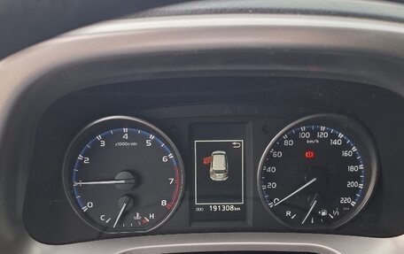 Toyota RAV4, 2016 год, 1 750 000 рублей, 5 фотография