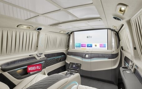 Mercedes-Benz V-Класс, 2024 год, 44 450 000 рублей, 2 фотография