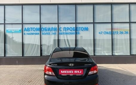 Hyundai Solaris II рестайлинг, 2013 год, 795 000 рублей, 4 фотография